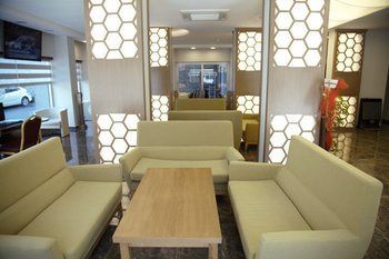 Adana Omur Otel מראה חיצוני תמונה