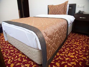Adana Omur Otel מראה חיצוני תמונה